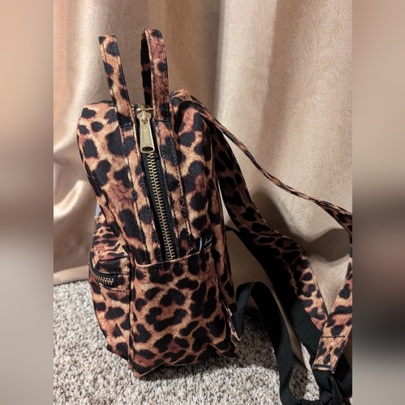 Herschel Leopard Black Nova Mini Backpack - Picture 2 of 3